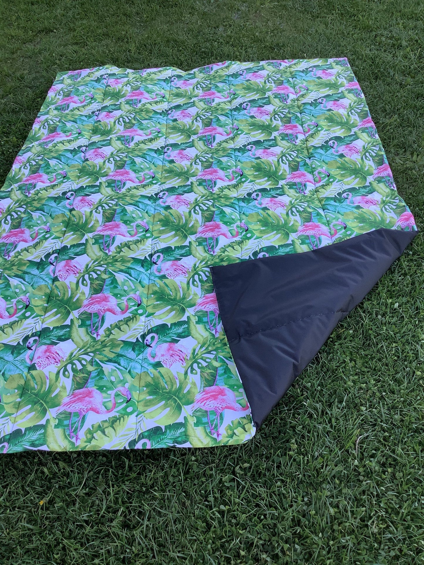 Picnic Blanket Waterproof mat, Big and very pretty rest outdoor Lawn or Beach Blanket, picnic blanket waterproof, Rest mat cotton colorful